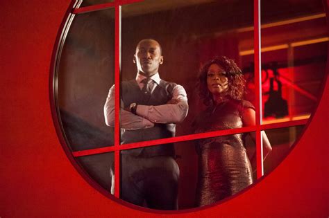Luke Cage Review Marvels Netflix Series Offers Powerful Message