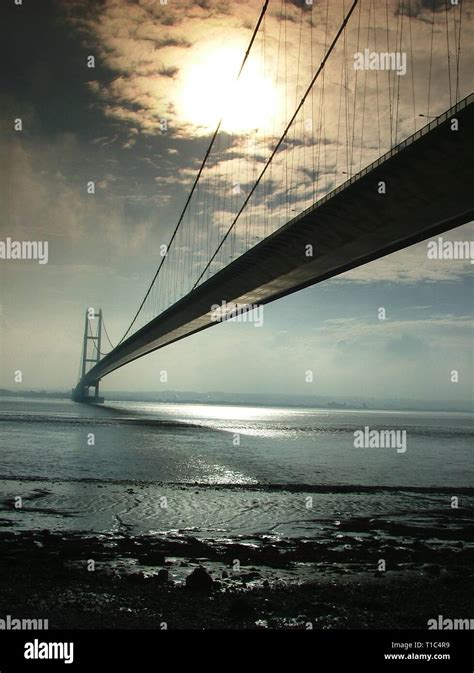 Humber Bridge Uks Longest Single Span Suspension Bridge Stock Photo