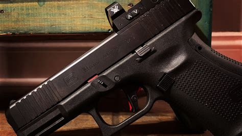 Roughly seven years later we're presented with the next generation in glock's lineup. Glock 19 Gen 5 MOS Custom - YouTube