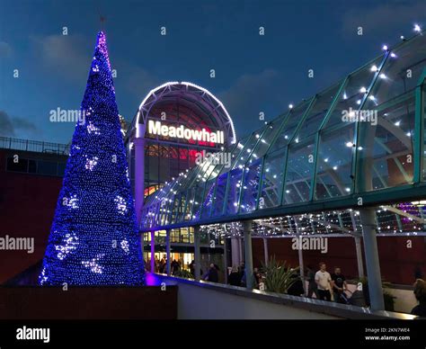 Meadowhall Shopping Arcade Christmas 2022 Stock Photo Alamy