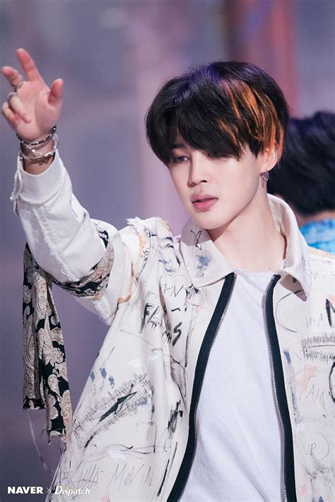Watch the video for fake love from bts's love yourself ten 'tear' for free, and see the artwork, lyrics and similar artists. JIMIN | #Fake_Love MV Making | NAVERxDispatch em 2019 ...