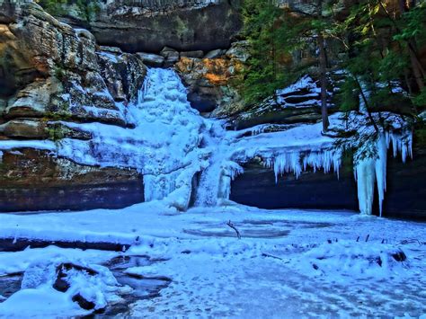 Hocking Hills State Park In Winter Photograph By Dan Sproul