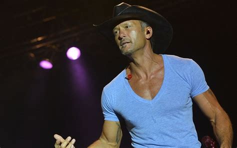 Appeals Court Judges Question Lawyers In Tim Mcgraw Lawsuit With Curb