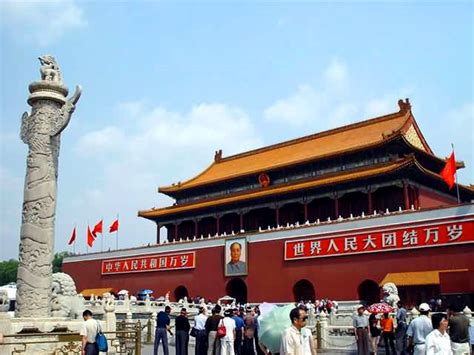 Tiananmen square, in the heart of the chinese capital beijing, has been a place of enormous significance in modern chinese history. Tiananmen Square Photos