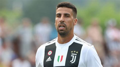 He also has a total of 2 chances created. Juventus' Sami Khedira to undergo knee surgery - AS.com