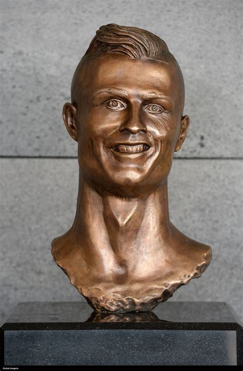 Find the perfect cristiano ronaldo statue stock photos and editorial news pictures from getty images. Remember The Cristiano Ronaldo Statue? Well, Now There's A ...