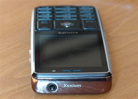Обзор мобильного телефона Philips Xenium X623