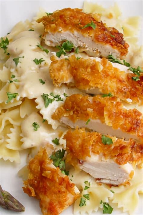 Crispy Chicken With Italian Sauce And Bowtie Noodles Easy Diner
