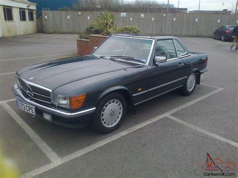 Effective in reducing exhaust emissions, this environmentally friendly technology came with all sl models in the r 107 series. MERCEDES 300 SL W107 AUTO 1987 BLACK/CREAM LEATHER MINT