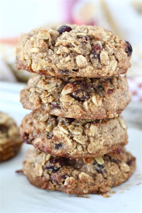 Fine a great recipe for oat and raisin gluten free cookies from jamie oliver; Dietetic Oatmeal Cookies / Peanut Butter Oatmeal Cookies ...