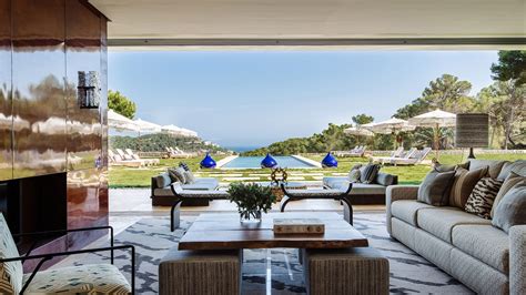 Experience a bit of la dolce vita as you peruse these dreamy retreats to revisit this article, visit my profile, thenview saved stories. Inside a Contemporary Ibiza Villa With a Warming Charm ...