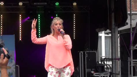Get all the details on kathleen aerts, watch interviews and videos, and see what else bing knows. Kathleen Aerts - Makuele Makua (Live in Aarschot) (Fun Days) (13/07/2014) - YouTube