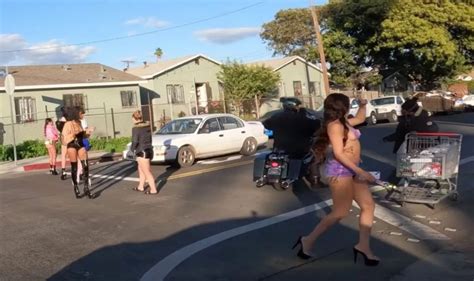 Prostitutes Working In Broad Daylight In Las Sex District Us News News Daily Express Us