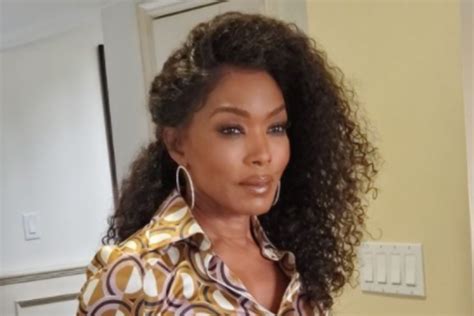 angela bassett is working to raise awareness about diabetes in the black community sis2sis