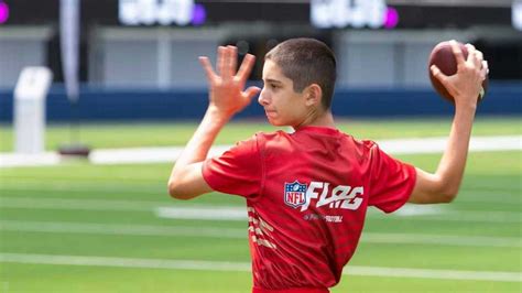 10 Best Flag Football Plays For 10 Year Olds Mojo Sports
