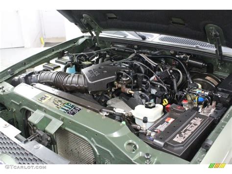 2001 Ford Explorer Sport Trac Engine