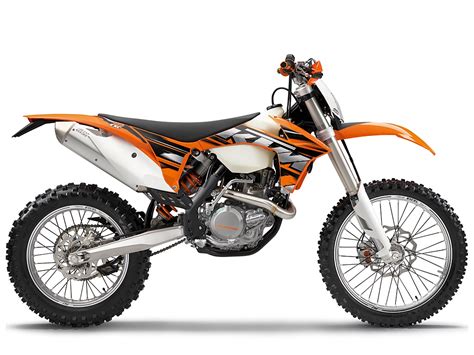 Whether you are new to off road biking or an experienced enduro racing champion, the ktm 450 exc is a motorbike you can rely on to withstand tough conditions. KTM 450 EXC (2013) - 2ri.de