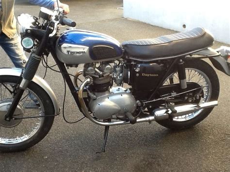 It's smoother, more powerful and comfier for rider and annual servicing cost: Triumph Tiger 500 Daytona - 1968 - Catawiki