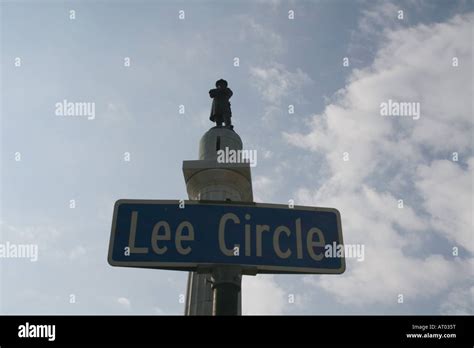 Statue Of General Robert E Lee With Lee Circle Sign New Orleans