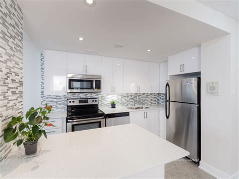 Hamilton is an affordable and diverse city, attracting nature lovers, academics and artists alike. 45 Balliol St, TORONTO , ON : 2 Bedroom for rent ...