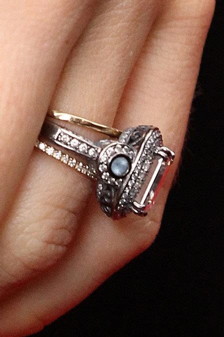 Jessica Biels Wedding Ring It Looks Like She Got Two Plus A Super