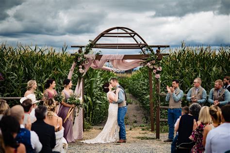 Hopcott Farms Weddings Farm Wedding Field Wedding Shoot Inspiration