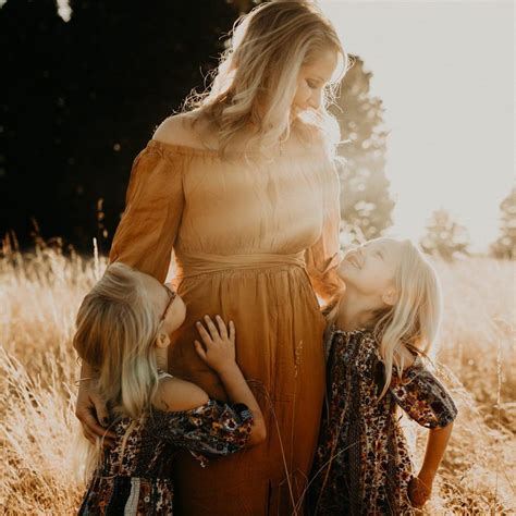 5 Tips For Planning The Perfect Mother Daughter Photoshoot Mother Daughter Photoshoot Mother