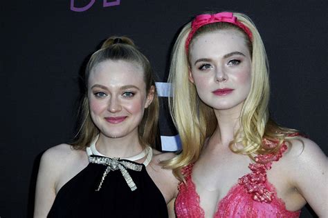 Dakota And Elle Fanning To Play Sisters In The Nightingale Adaptation