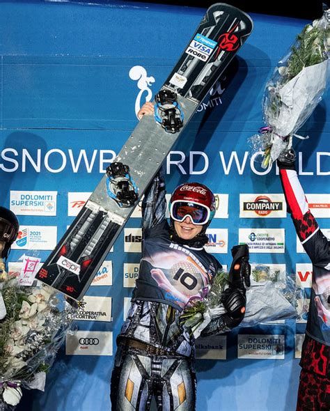 Czech snowboarder and alpine skier ester ledecka was named the czech winter sports athlete of the year. ESTER LEDECKA ON TOP IN CORTINA » SG Snowboards 1st place