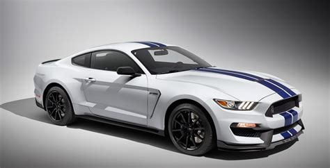 Europa vs amerika, bmw m2 vs ford mustang shelby gt350r. Epic Battle: 2015 BMW M4 vs. 2016 Mustang GT350