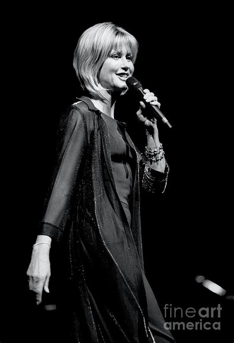 Olivia Newton John Photograph By Concert Photos Fine Art America