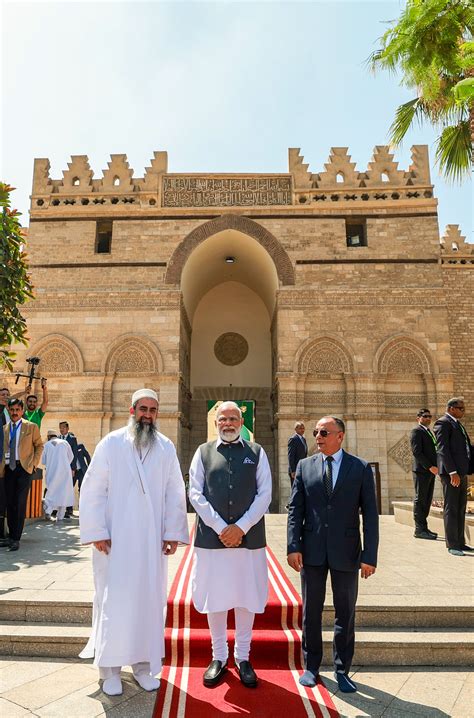 Pm Modi Visits Al Hakim Mosque In Cairo Egypt