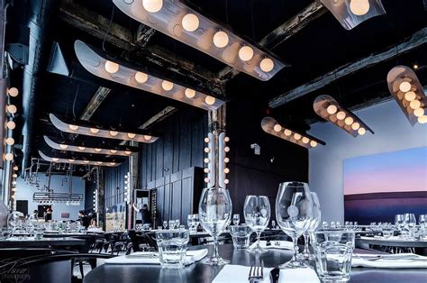 14 Of The Best Old Montreal Restaurants 2022