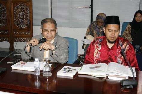 Akademi pengajian islam, universiti malaya. Sanggar Buku ATMA- Miftahul Malayu: Sejarah Islam Alam ...