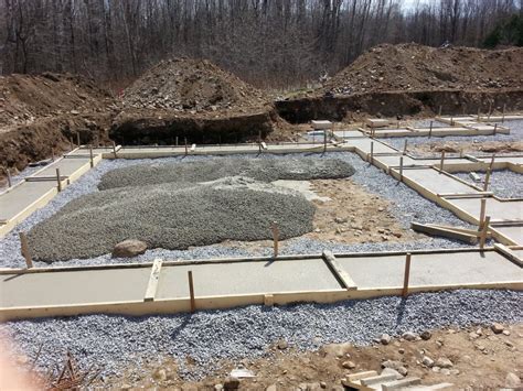 Week 1 How To Form And Pour Foundation Footings The Vanderveen House