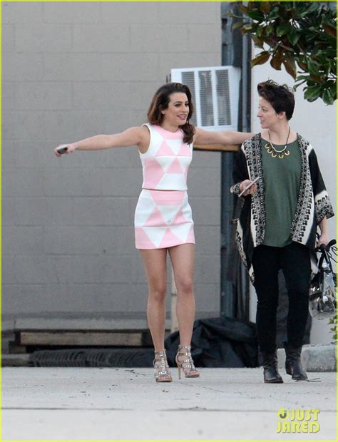 Lea Michele And Emma Roberts Step Out On Scream Queens Set Photo 3331774 Abigail Breslin