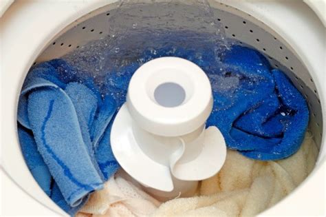 Fading, shrinking, or bleeding is always a risk when we thrown these garments into the washing machine. Washer Does Not Spin Water Out of Clothes | ThriftyFun