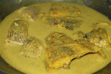 Rebus kentang dengan santan cair sehingga separuh empuk. Masak Lemak Cili Padi Ikan Talapia - Azie Kitchen