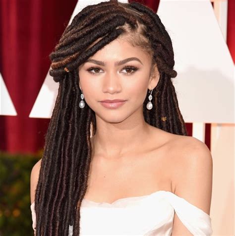 Pin By Emarie Flowers On Dont Touch My Hair Faux Dreadlocks Zendaya