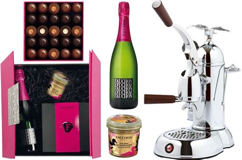The valentine's day is less than a week away now and you need to get her that gift she would appreciate for a long time to come. We pick 5 Valentine day gift ideas for the woman who has ...