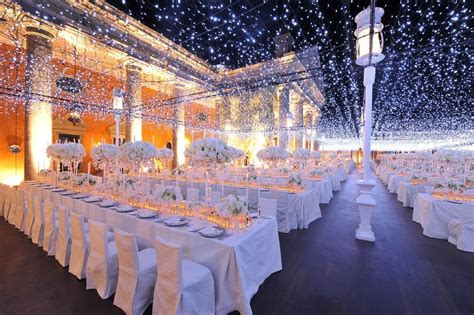 35 Inspirational Ideas To Make A Stunning Starry Night Wedding