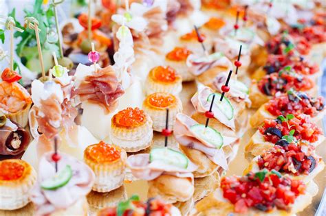5 Reasons To Choose A Catered Brunch For Your Wedding Reception