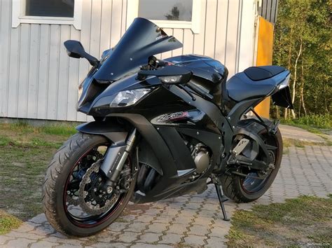 Metallic spark black/metallic flat spark black. 2012 Kawasaki ZX-10R Ninja | Motos