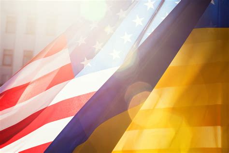 З днем нафтової та газової промисловості; Привітання з Днем Незалежності США! | mefodiy.org.ua