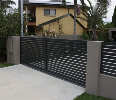 china supplier boundary wall fencing main front gates design modern house compound wall mounted