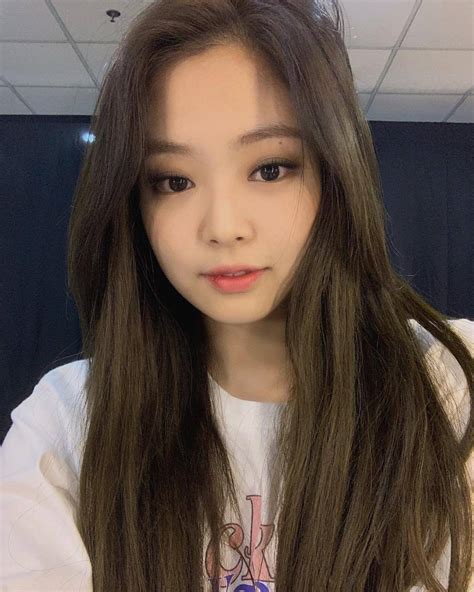 Blackpink S Jennie Reveals The Tremendous Amount Of Effort That Goes Into Posting One Selfie