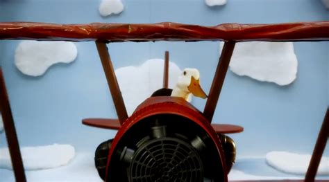 disney s ducktales theme tune remade with real ducks in youtube video metro news