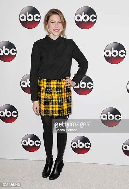 Eden Sher Age Photos And Premium High Res Pictures Getty Images