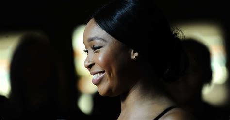 Sorry Guys Minnie Dlamini Is Officially Engaged Huffpost Uk News