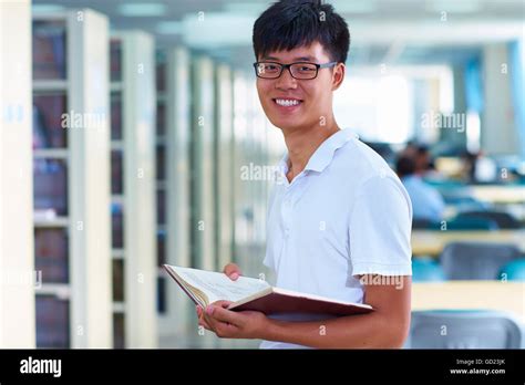 Chinese Head Male Student Hi Res Stock Photography And Images Alamy